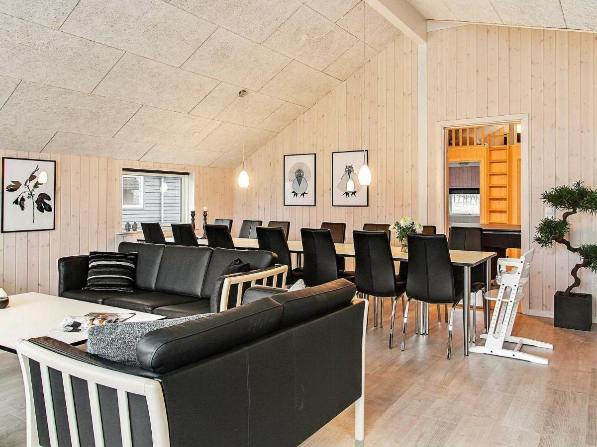 12 Person Holiday Home In Hasselberg Kappeln Exterior photo